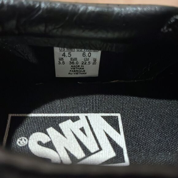 VANS • Perf Leather Classic Slip-Ons • Size 6 - Picture 5 of 6